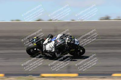 media/Apr-05-2024-Apex Assassins-CVMA Friday Practice (Fri) [[ee2ef04f2b]]/3-Racer 2/Session 3 (Bowl Speed Pans)/